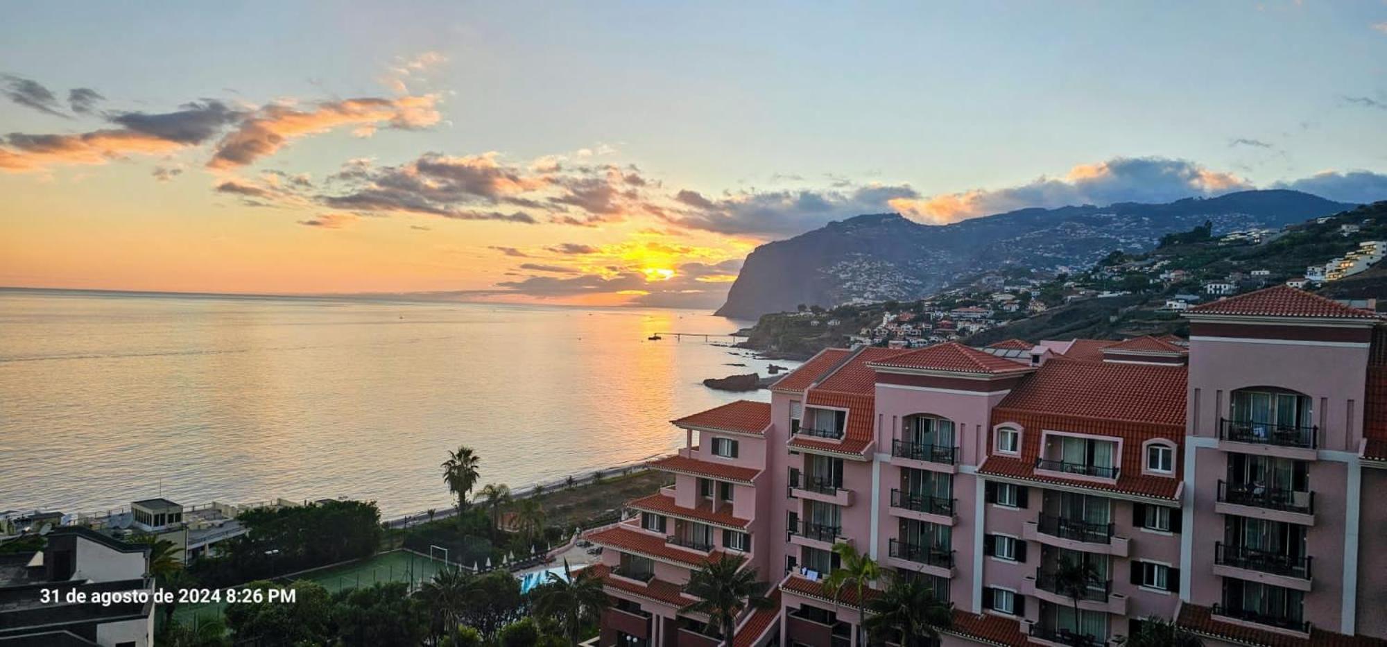 Shearwaters - Sounds Of The Sea Apartamento Funchal (Madeira)